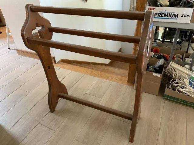VINTAGE WOODEN QUILT RACK WITH CROSS CARVED