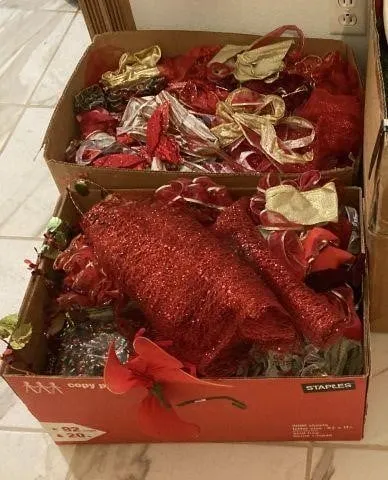 2 BOXES OF ASSORTED CHRISTMAS D�COR: RIBBON,