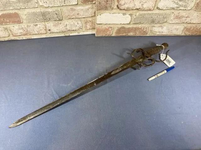 REPLICA OF A MID-TO-LATE 20TH CENTURY DECORATIVE