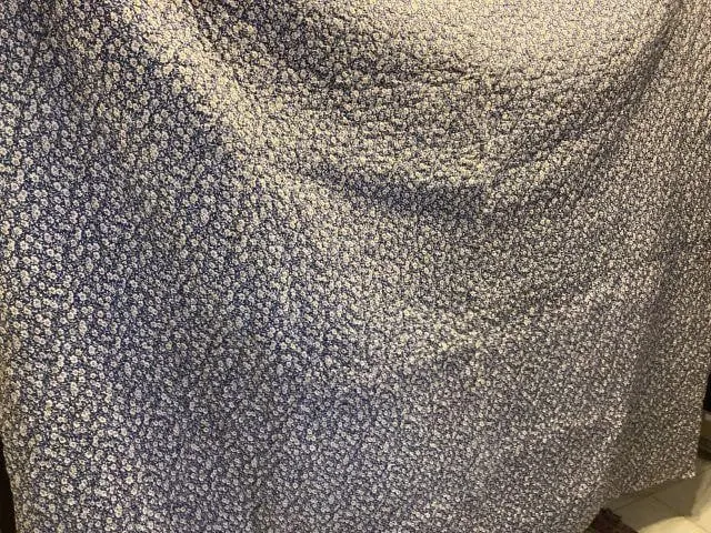 VINTAGE QUILTED BEDSPREAD, NAVY BLUE WITH WHITE