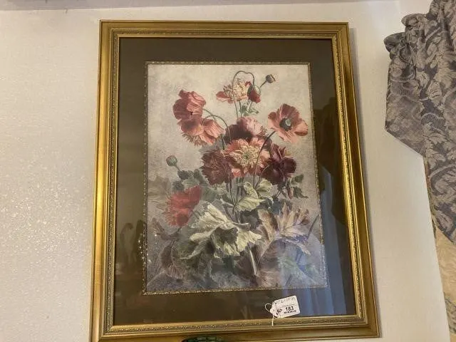 (2 PCS (GILT FRAMED AND MATTED FLORAL PRINT
