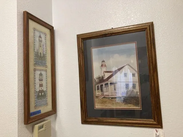 (2 PCS) FRAMED & MATTED LIGHTHOUSE PRINTS
