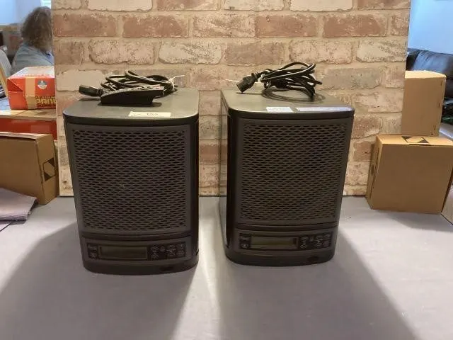 (2 PCS) FRESH AIR BY ECO QUEST AIR PURIFIER