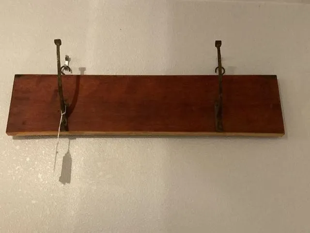WALL HANGING COAT/HAT RACK