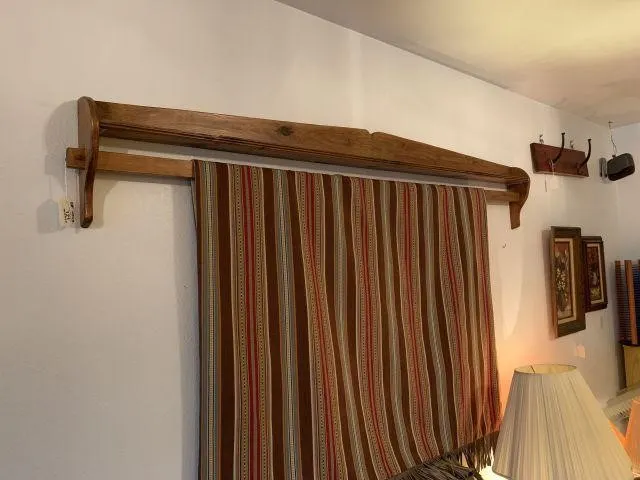 WALL HANGING QUILT RACK
