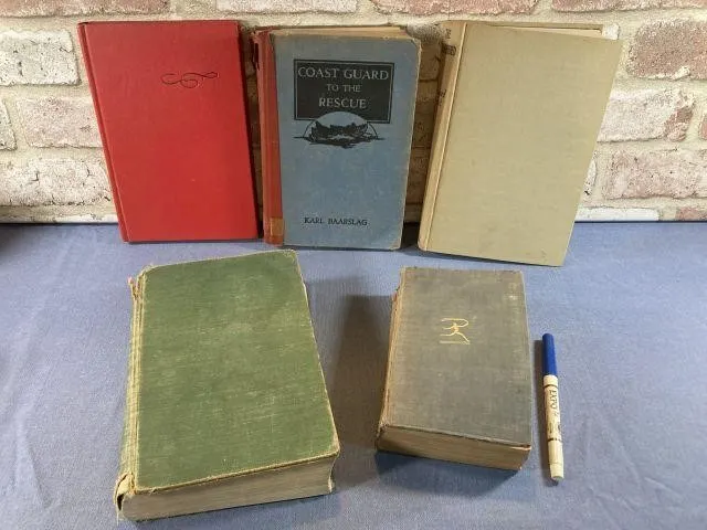 COLLECTION OF 5 VINTAGE BOOKS INCLUDING "A SECOND