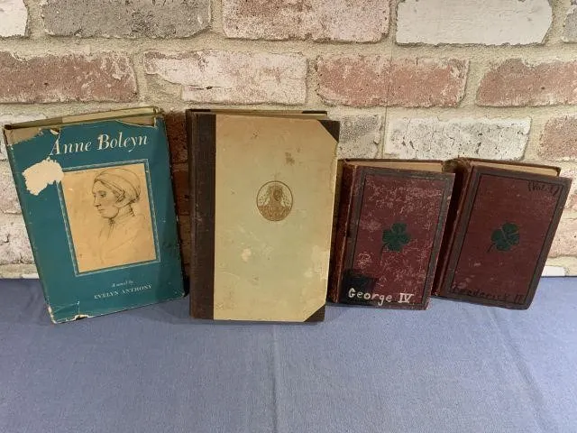 (4 PCS) VINTAGE BOOKS - THE LIFE OF FREDERICK THE