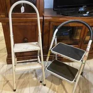 (2 PCS) STEP LADDERS
