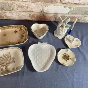 7 PCS TRINKET TRAYS AND PLATES AND A SAN FRANCISCO