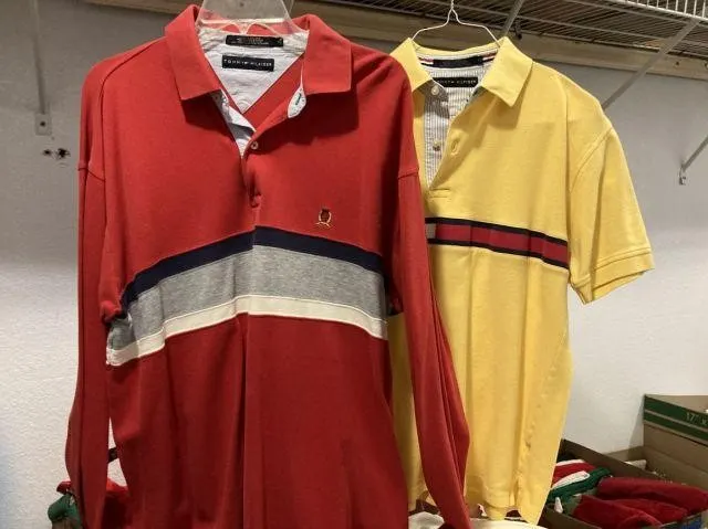 9 PCS: MENS VINTAGE CLOTHING: VINTAGE POLO'S AND