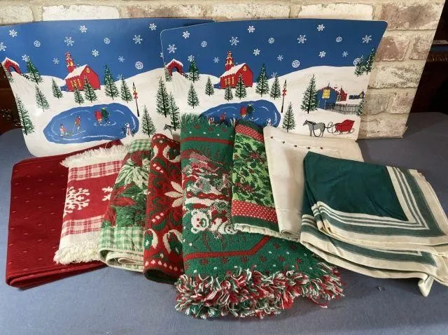 2 BOXES OF ASSORTED HOLIDAY PLACEMATS