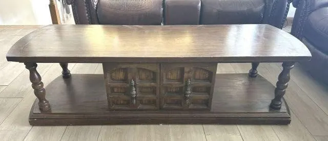 COFFEE TABLE WITH CENTER CABINET & OPEN STORAGE