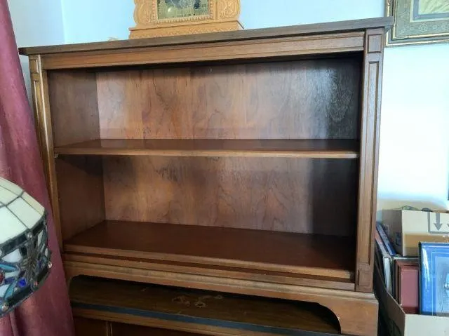 2 TIER OPEN BOOKSHELF