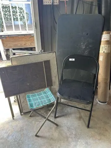 GROUP LOT: TV TRAYS, CHAIR, FOLDING STOOL & TABLE