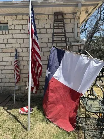 GROUPING: ASSORTMENT OF FLAGS INCLUDING ONE