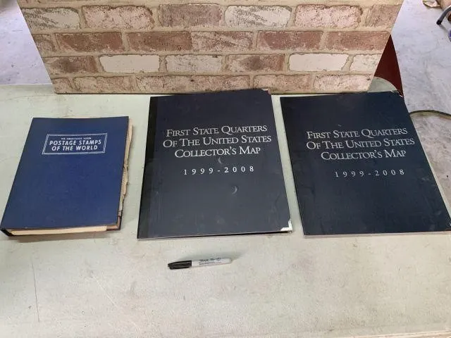 3 PCS: 2 - FIRST STATE QUARTERS COLLECTORS MAP