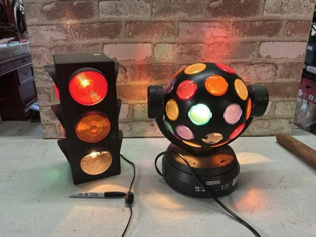 (2 PCS) FUN LIGHTS / LAMPS- ROTATING DISCO BALL