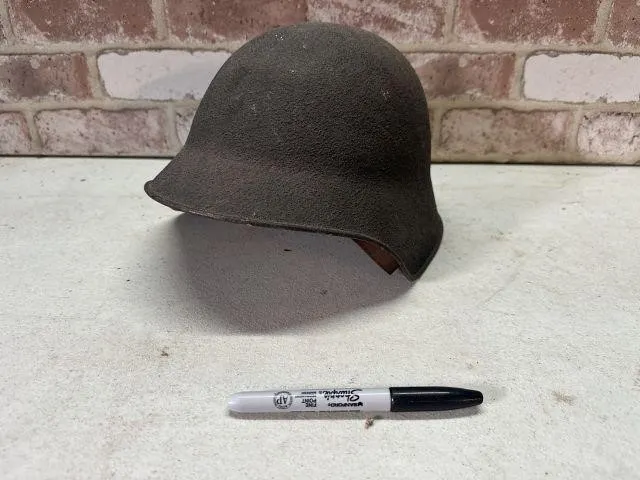 SWISS MODEL 1918/43 (M18/43) STEEL HELMET USED