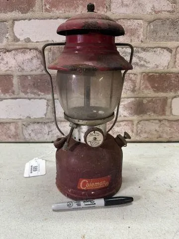 VINTAGE RED COLEMAN LANTERN-GLOBE IS INTACT BUT