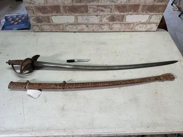 POSSIBLE MID 19TH CENTURY MILITARY PIECE- IT