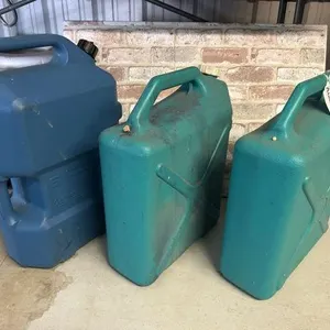 (3 PCS) RIGID PLASTIC WATER CONTAINERS (JERRY-CAN