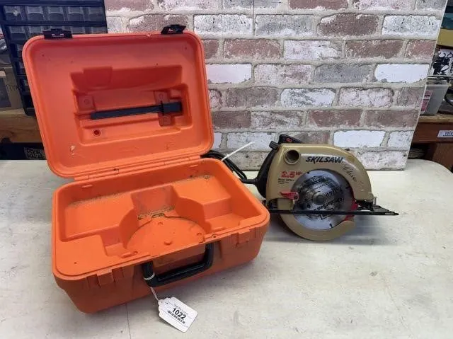 VINTAGE SKILSAW #5275 CLASSIC 7.25" CIRCULAR SAW