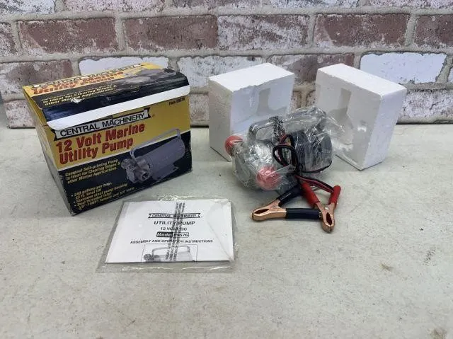 CENTRAL MACHINERY 12 VOLT MARINE UTILITY PUMP,