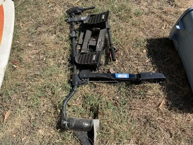 BLACK TROLLING MOTOR BY E-Z TROLL