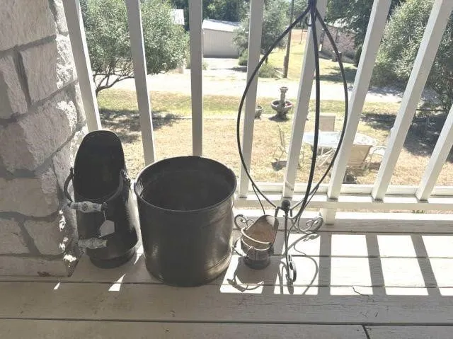 GROUPING: BRASS PLANTER, LARGE COAL SCUTTLE