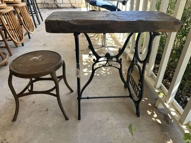2 PCS: SMALL STOOL AND SINGER SEWING BASE WITH