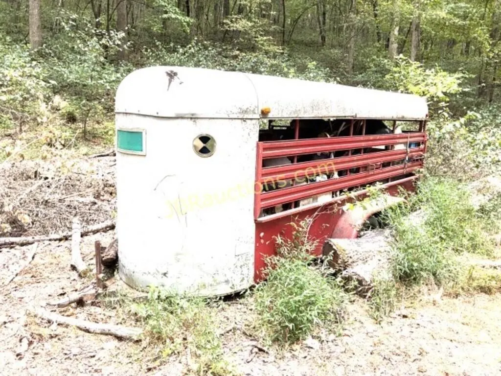 STOCK TRAILER - BEEN PARKED 17 YEARS