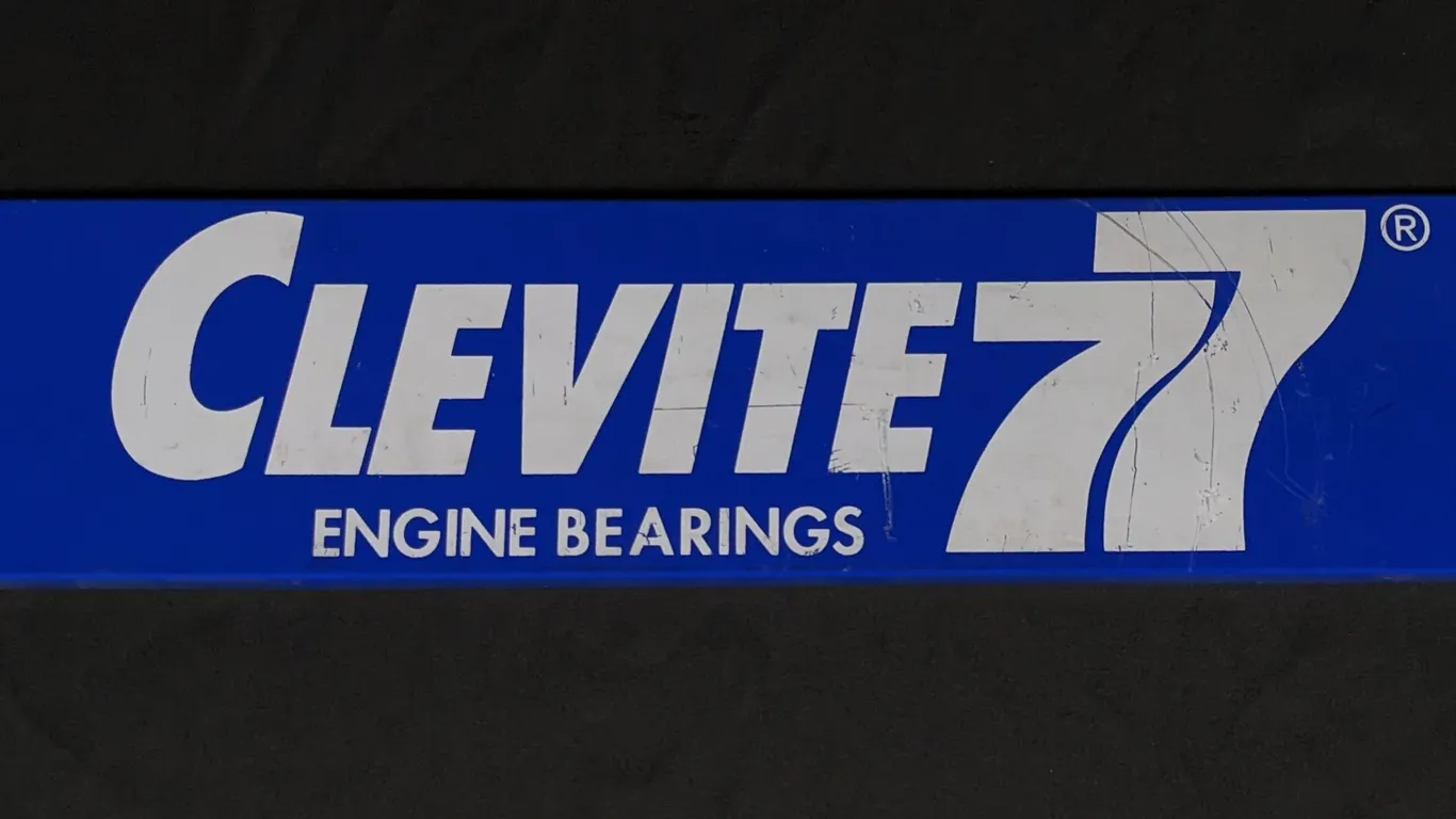 THICK TIN RACK SIGN CLEVITE 77 ENGINE BEARINGS