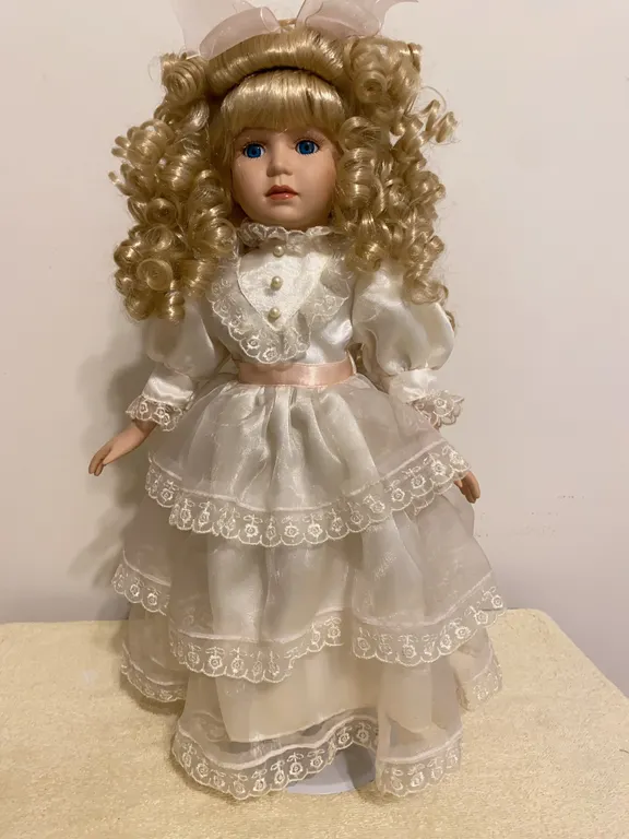 Vintage DanDee Collector’s Choice Bisque Porcelain Doll