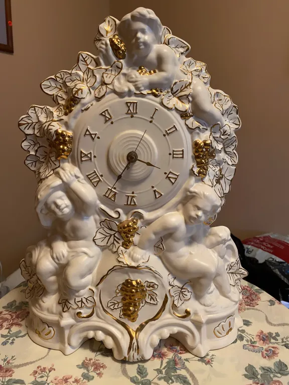 Vintage Lanshire Cherub Mantel Clock – White Ceramic & Gold Accents
