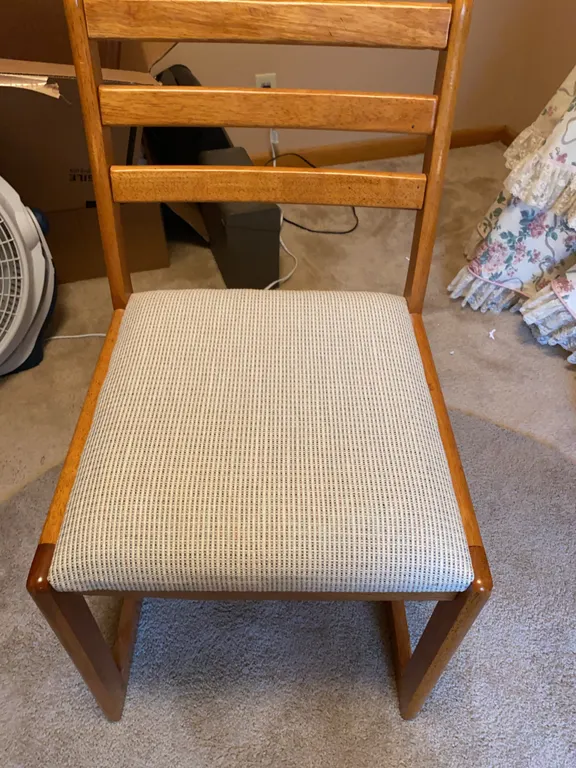 Vintage Wooden Ladder-Back Accent Chair