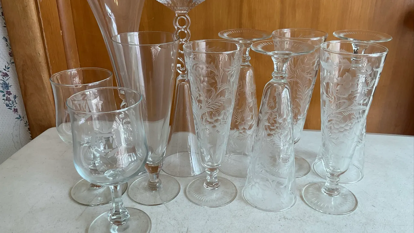 Crystal Champagne Flutes & Assorted Stemware – 11 Pieces