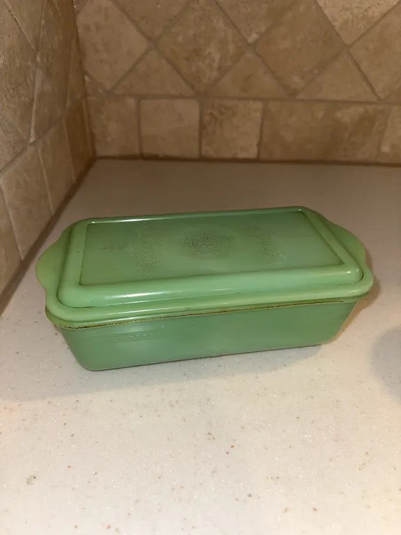 Jadeite refrigerator dish