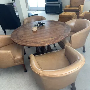 Vintage game table with rolling chairs – Romweber?