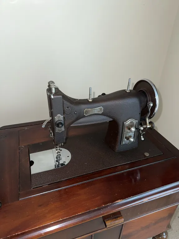 Antique sewing machine – Domestic Rotary-works