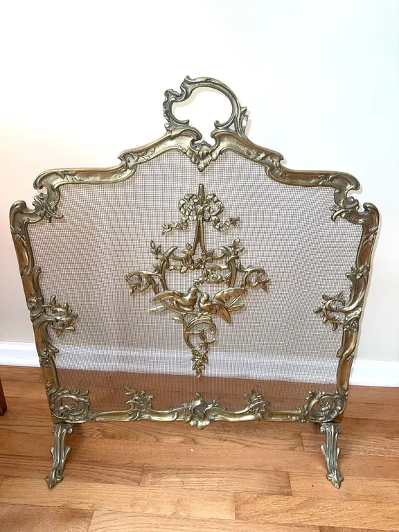 Vintage/antique Louis the XVI fireplace screen