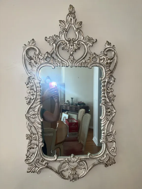 Lightweight ornate mirror – French country
