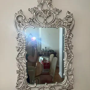 Lightweight ornate mirror – French country