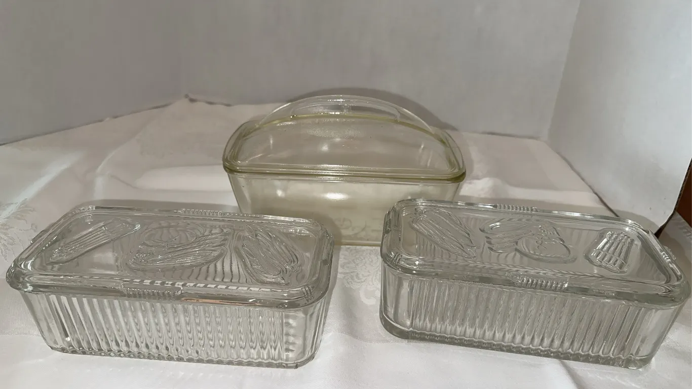 Vintage refrigerator dishes – Westinghouse and Federal Glass