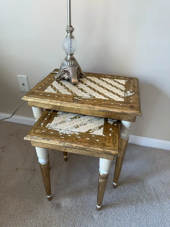 Florentine Wood - handmade in Italy. Nesting tables with accent lamp