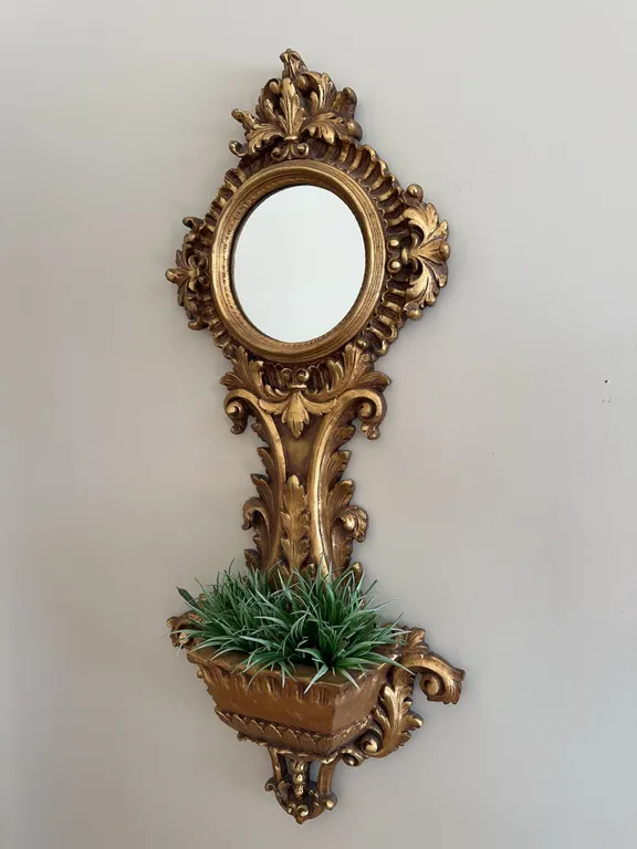 Unique wall hanging with mirror