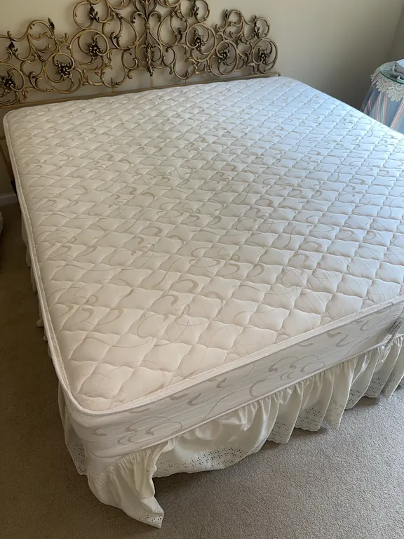 Original Mattress Factory king size bed/mattress and boxspring