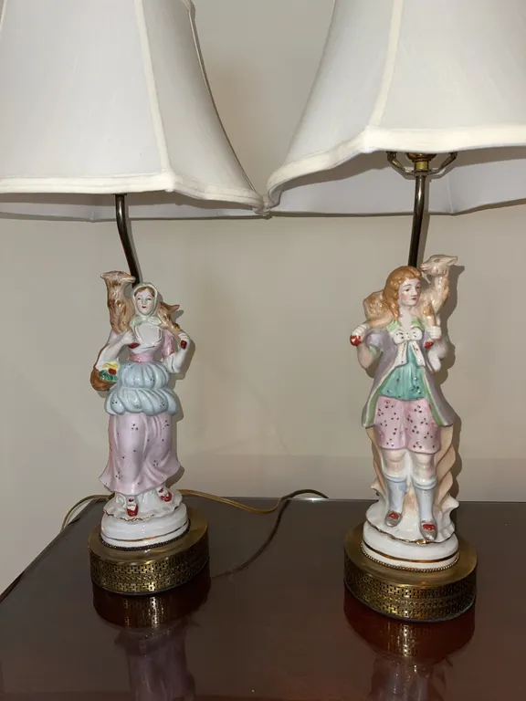 Two figural lamps