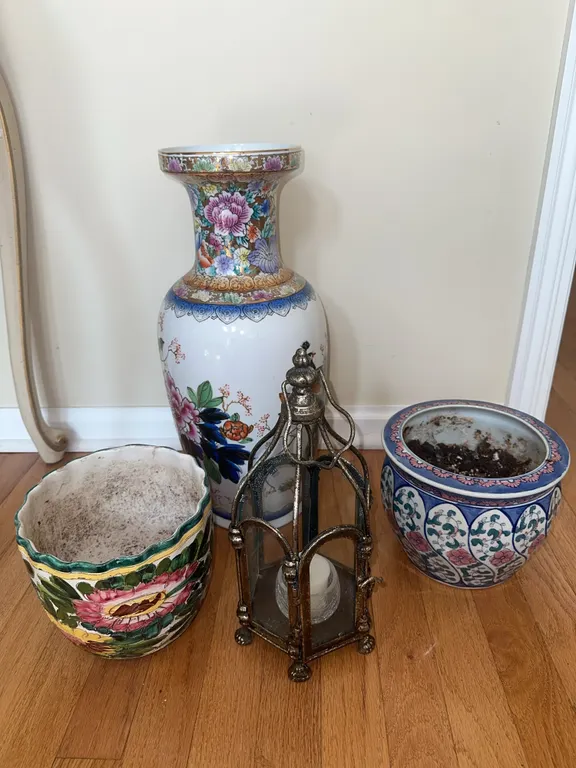 Large vase, planters, etc.