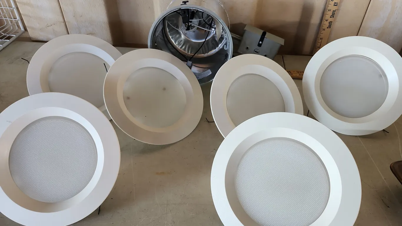 Recessed Can Light & Assorted Diffusers