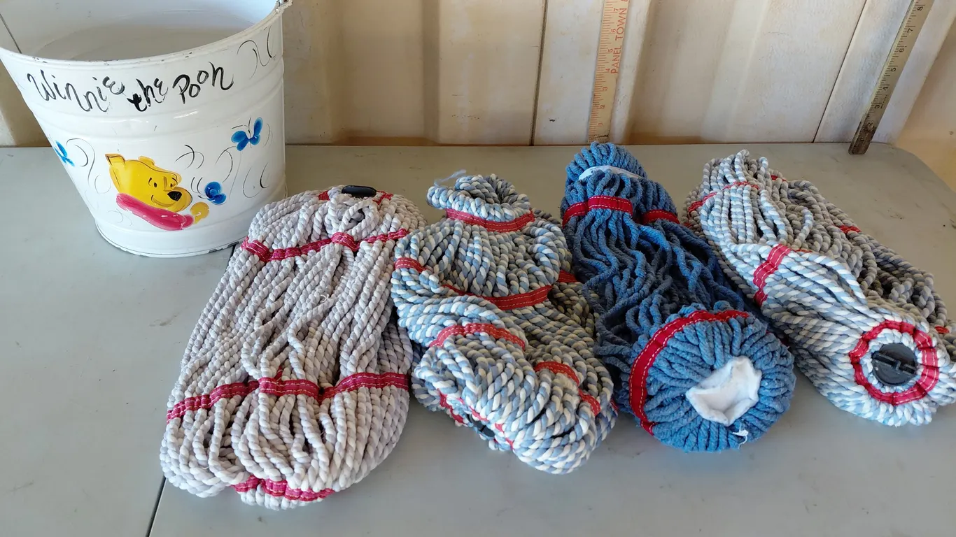4 Mop Heads In Metal Pooh Bear Bucket